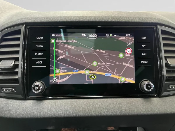 SKODA Karoq (2026) — foto 7 van 15