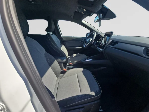 RENAULT Captur (2025) — foto 8 van 24