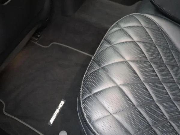 Mercedes-Benz S-Klasse (2024) — foto 16 van 38