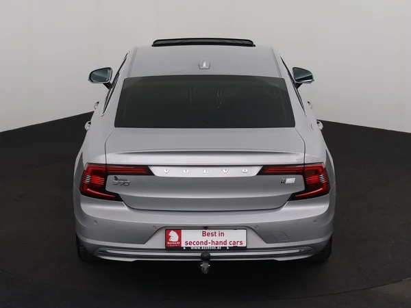 VOLVO S90 (2023) — foto 30 van 33