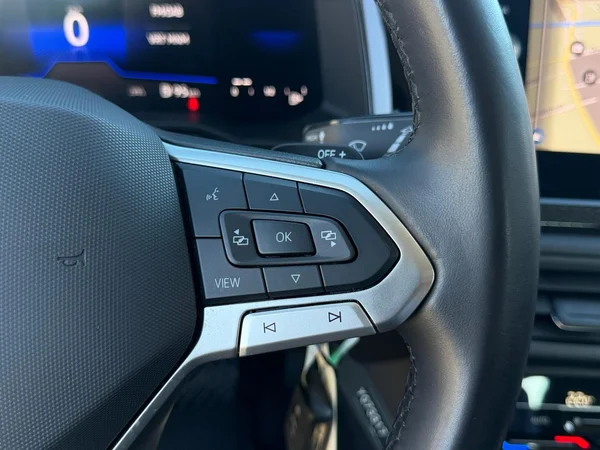 VOLKSWAGEN Taigo (2025) — foto 4 van 19