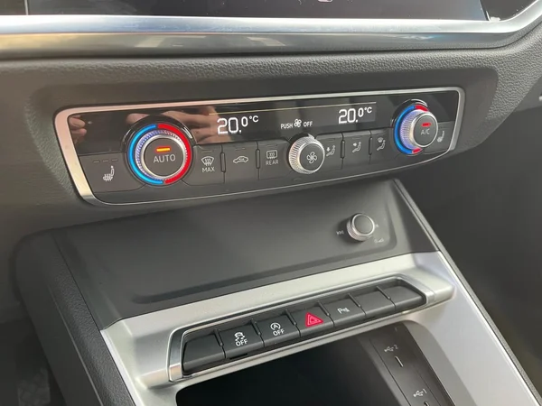AUDI Q3 (2024) — foto 9 van 22