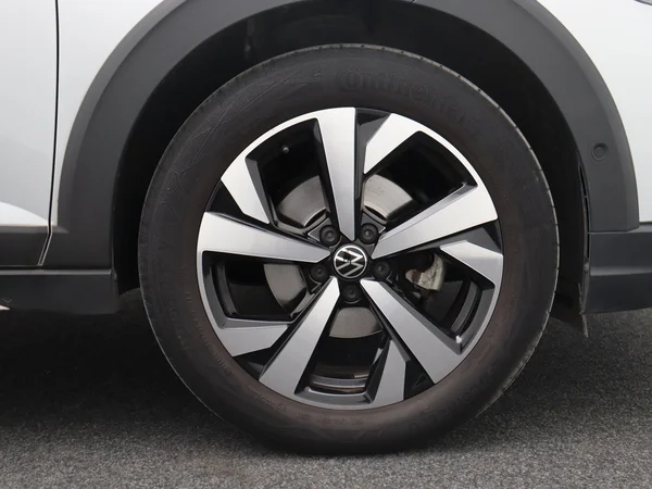 VOLKSWAGEN Taigo (2022) — foto 15 van 15