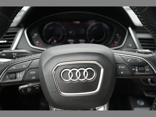 AUDI Q5 PHEV (2020) — foto 17 van 35