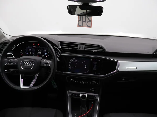 AUDI Q3 PHEV (2023) — foto 4 van 27