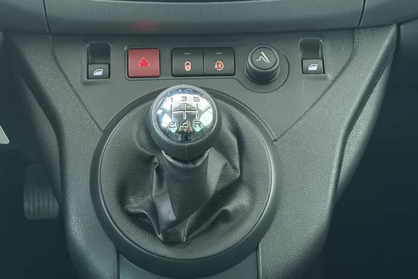 Peugeot Partner Tepee 2plc (2018) — foto 4 van 20