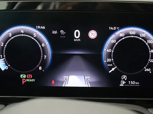 VOLKSWAGEN Passat SW (2025) — foto 5 van 19