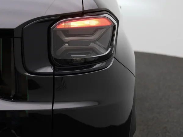 Jeep Avenger (2024) — foto 35 van 45