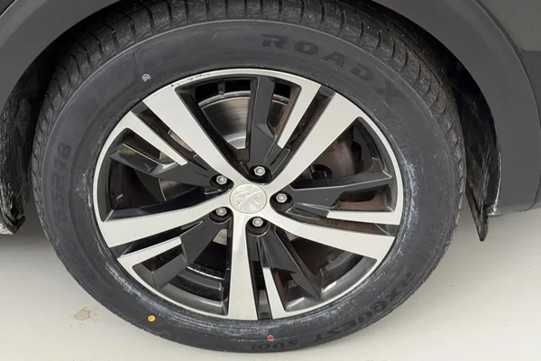 Peugeot 3008 (2020) — foto 19 van 31