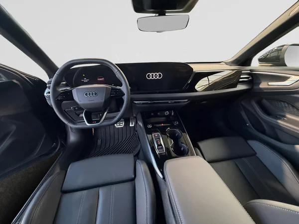 AUDI A5 Avant (2024) — foto 12 van 14
