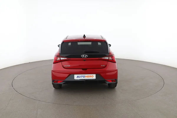 Hyundai i20 (2021) — foto 11 van 16