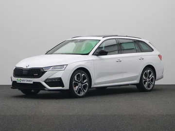 SKODA Octavia Combi RS PHEV aa88ad88-8ac0-4aa5-8f4f-1da94b8a0608