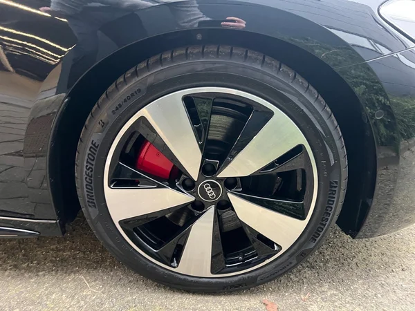 AUDI A5 Avant e-hybrid (PHEV) (2026) — foto 5 van 24