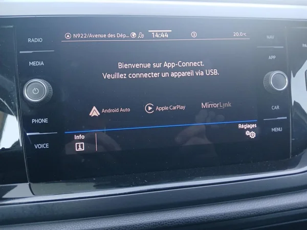 VOLKSWAGEN Taigo (2022) — foto 5 van 18