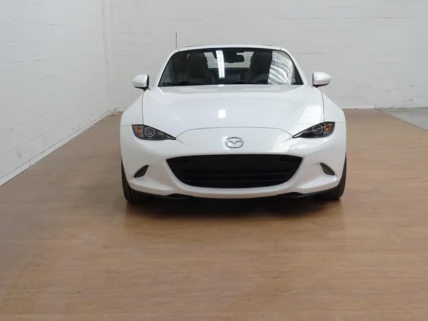 Mazda MX-5 (2017) — foto 25 van 25