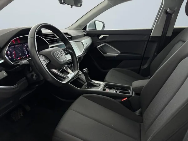 AUDI Q3 Sportback Dsl (2022) — foto 3 van 28