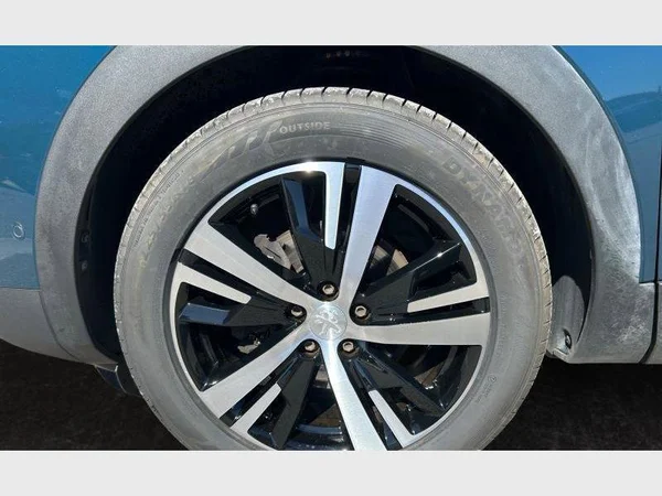 Peugeot 5008 (2022) — foto 24 van 30