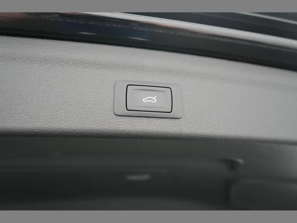 AUDI Q3 PHEV (2022) — foto 24 van 34