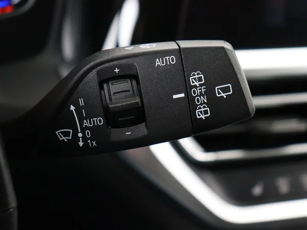 BMW 320 (2021) — foto 14 van 30