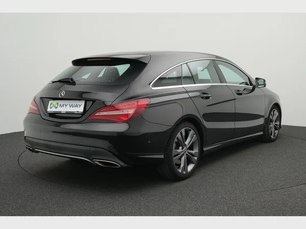 MERCEDES-BENZ CLA 180 (2019) — foto 12 van 22