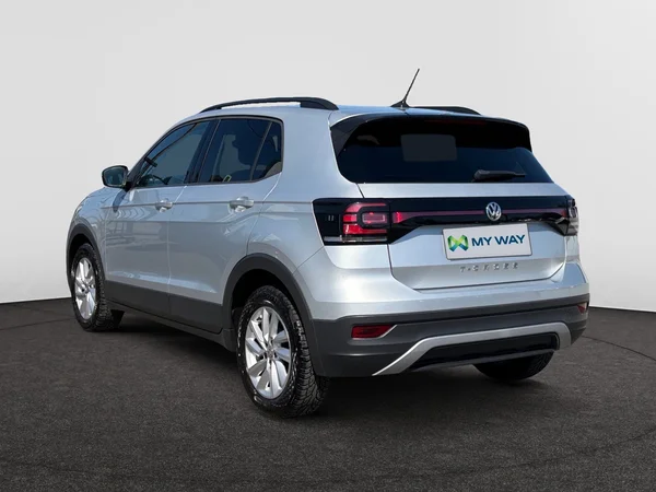 VOLKSWAGEN T-Cross (2019) — foto 4 van 11
