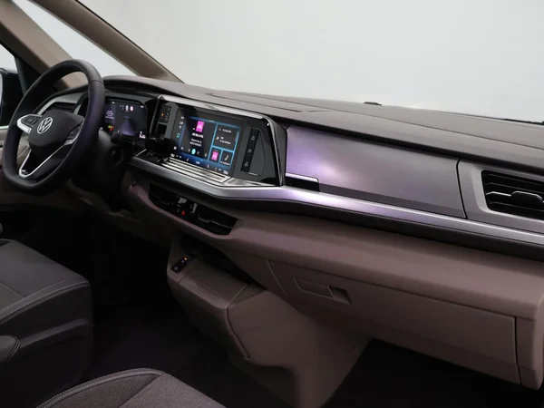 VOLKSWAGEN Multivan T7 Long Dsl (2026) — foto 21 van 27