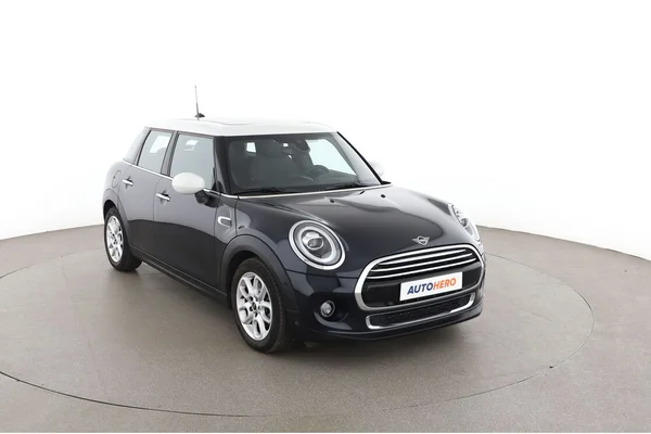MINI MINI (2020) — foto 14 van 16