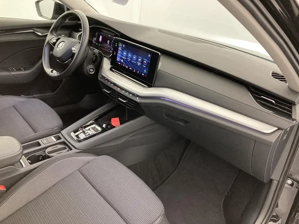 SKODA Octavia Combi PHEV (2022) — foto 20 van 36