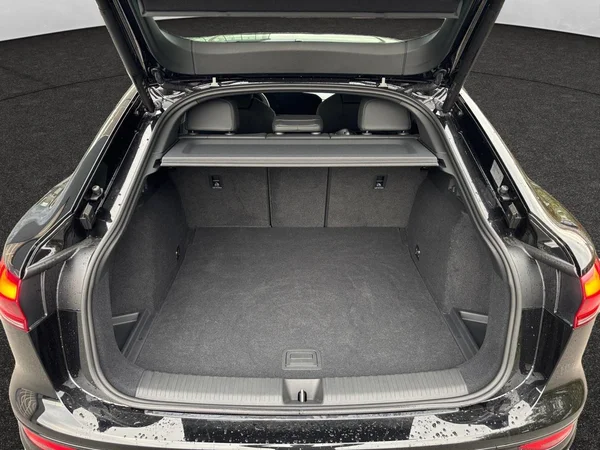 AUDI Q6 Sportback e-tron (2025) — foto 8 van 16
