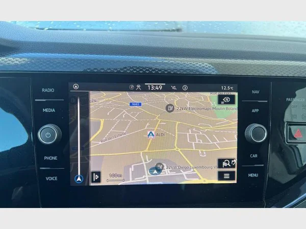 Volkswagen Polo (2023) — foto 20 van 28