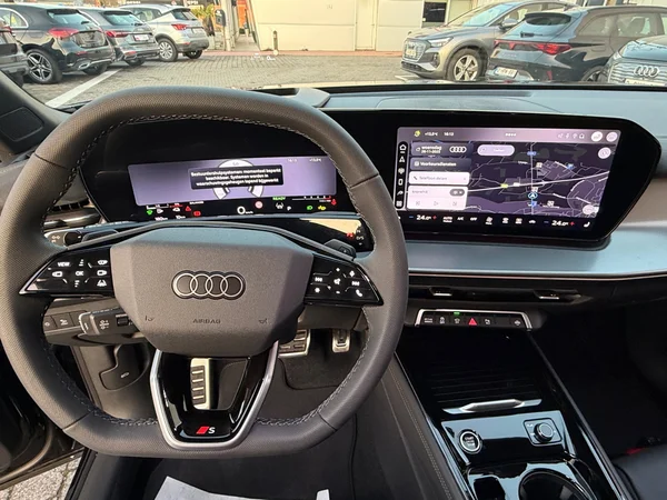 AUDI Q3 SUV e-hybrid (PHEV) (2026) — foto 6 van 23
