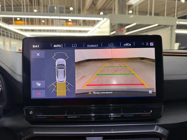 Cupra Formentor (2023) — foto 16 van 30
