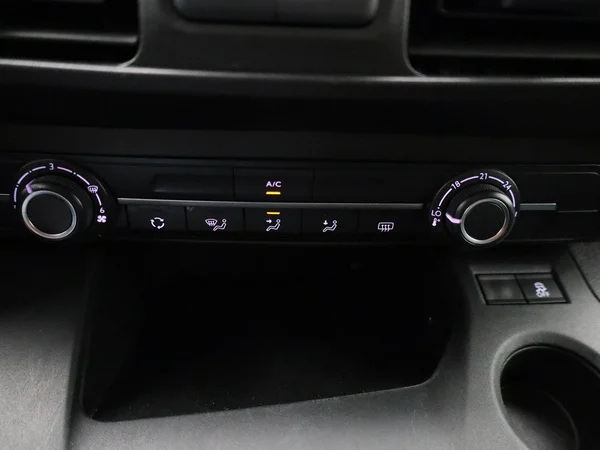 Opel Combo Life (2022) — foto 9 van 35