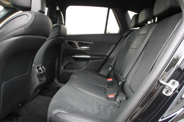 Mercedes-Benz GLC (2025) — foto 31 van 43