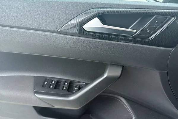 Volkswagen Taigo (2025) — foto 8 van 20