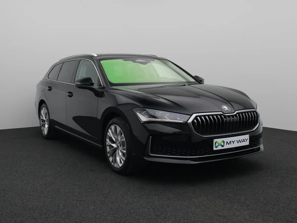 SKODA Superb Combi (2025) — foto 11 van 18