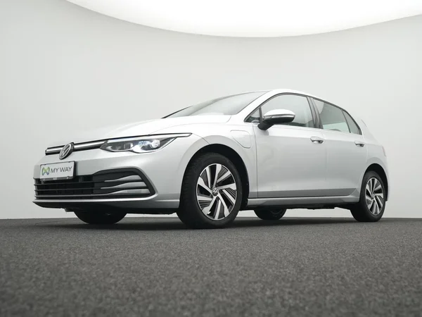 VOLKSWAGEN Golf VIII eHybrid (PHEV) (2022) — foto 23 van 30