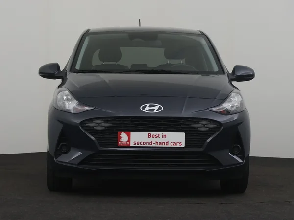 HYUNDAI i10 (2025) — foto 23 van 25