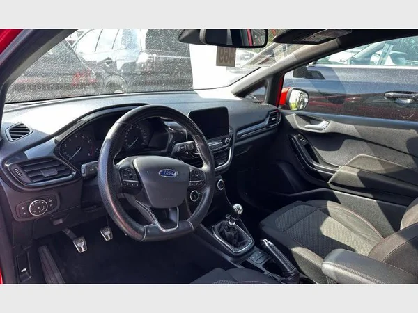 Ford Fiesta (2019) — foto 8 van 29