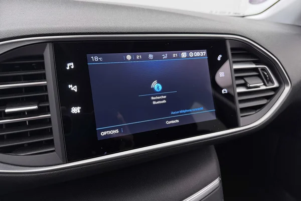 Peugeot 308 (2021) — foto 6 van 36