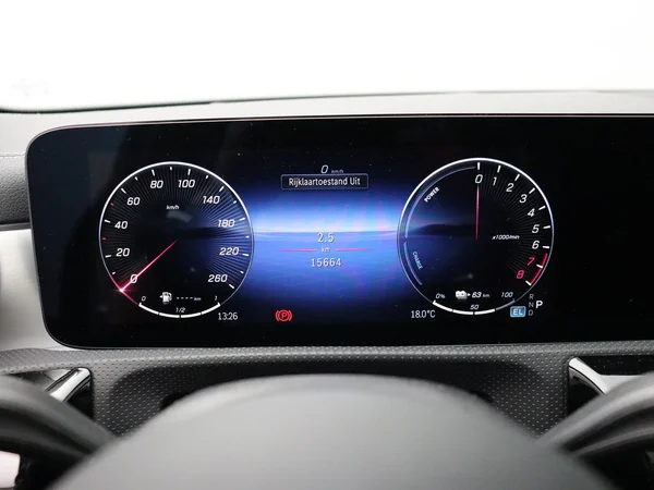 Mercedes-Benz CLA (2026) — foto 7 van 32