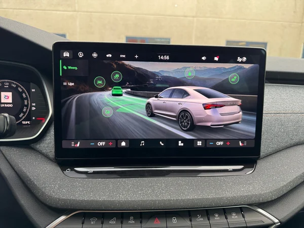 SKODA Octavia (2025) — foto 6 van 21