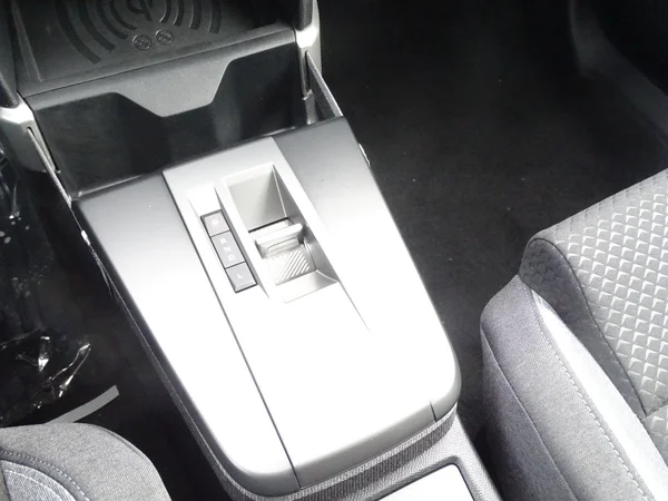 Opel Frontera (2025) — foto 7 van 21