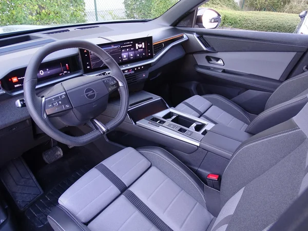 Opel Grandland (2025) — foto 6 van 25