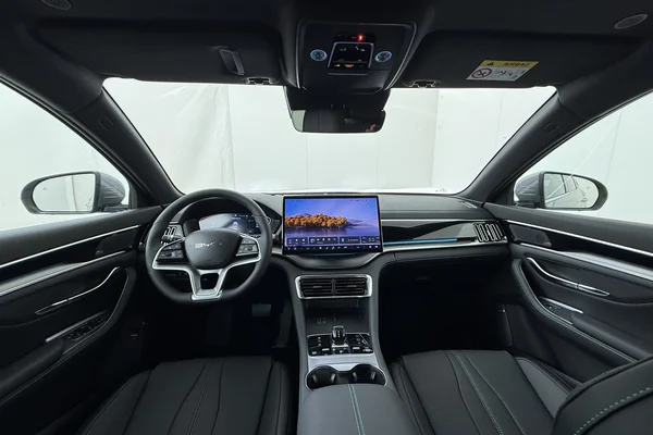 BYD Seal U PHEV (2025) — foto 12 van 12