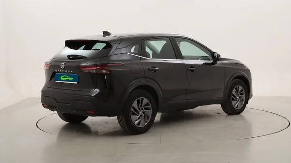 Nissan Qashqai (2022) — foto 24 van 28