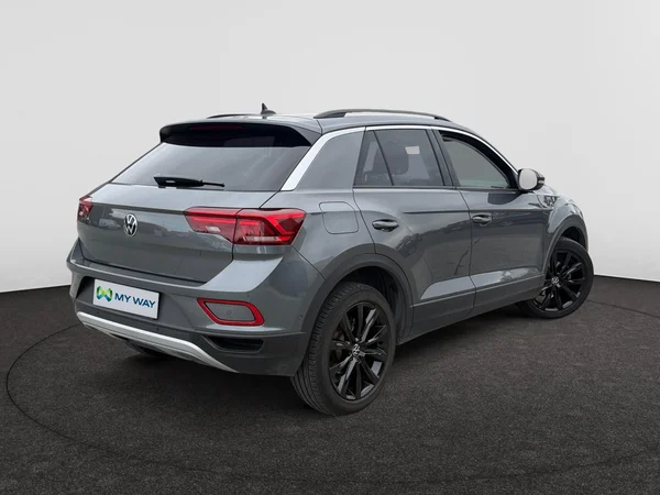VOLKSWAGEN T-Roc (2023) — foto 12 van 21
