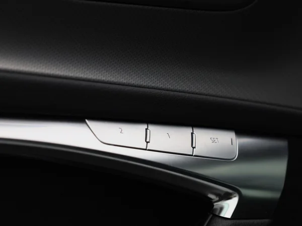 Audi A6 (2022) — foto 30 van 45