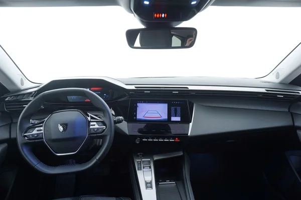 Peugeot 308 SW (2024) — foto 3 van 17