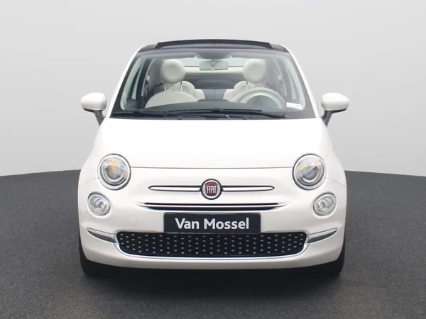 Fiat 500C (2020) — foto 8 van 15